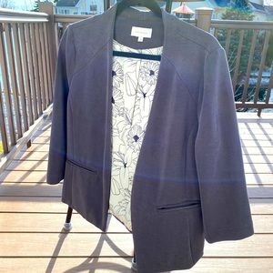 Chic 3/4 length sleeve neoprene gray blazer